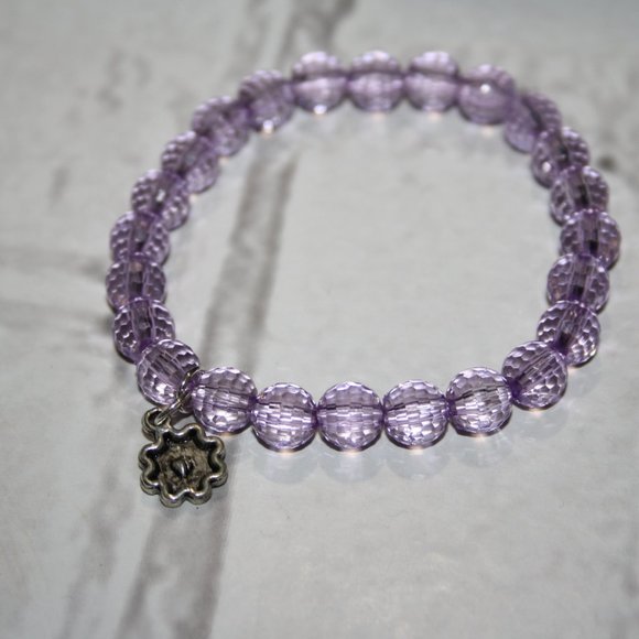 Beautiful purple beaded flower charm bracelet 7" NWOT - Picture 1 of 3